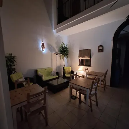 招待所 凤凰旅馆 3*