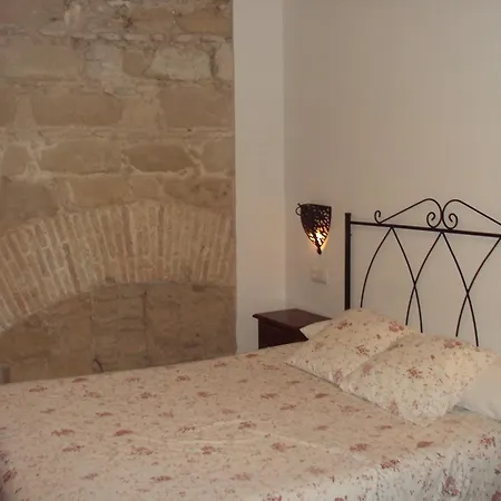 Fenix Guest house